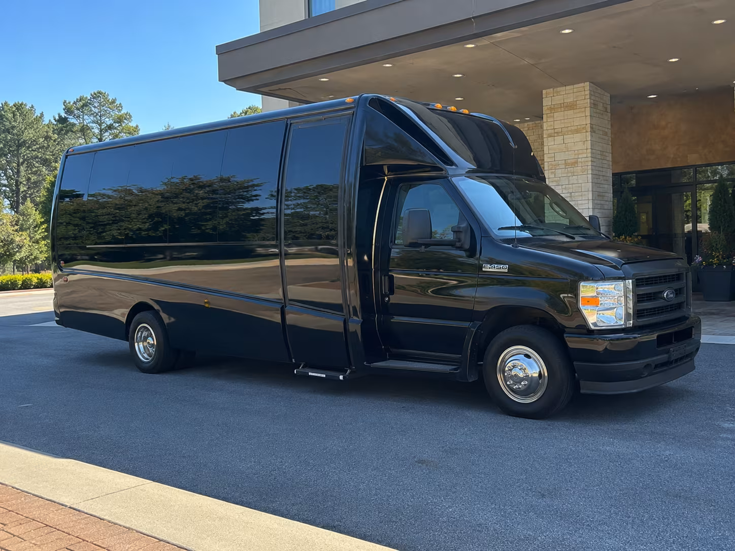 rent a bus for live music and private events around virginia beach