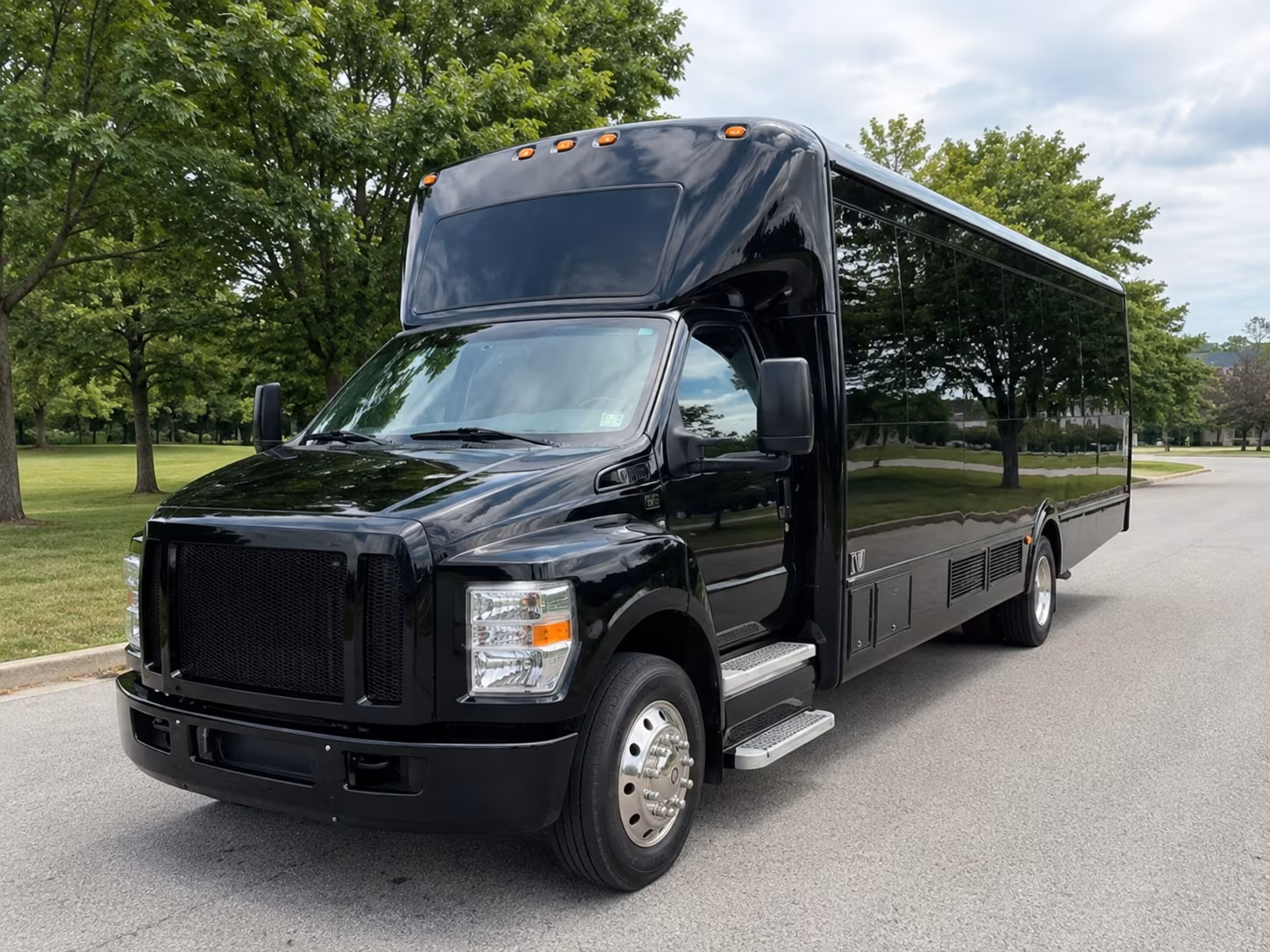 virginia beach corporate retreat shuttle bus rentals
